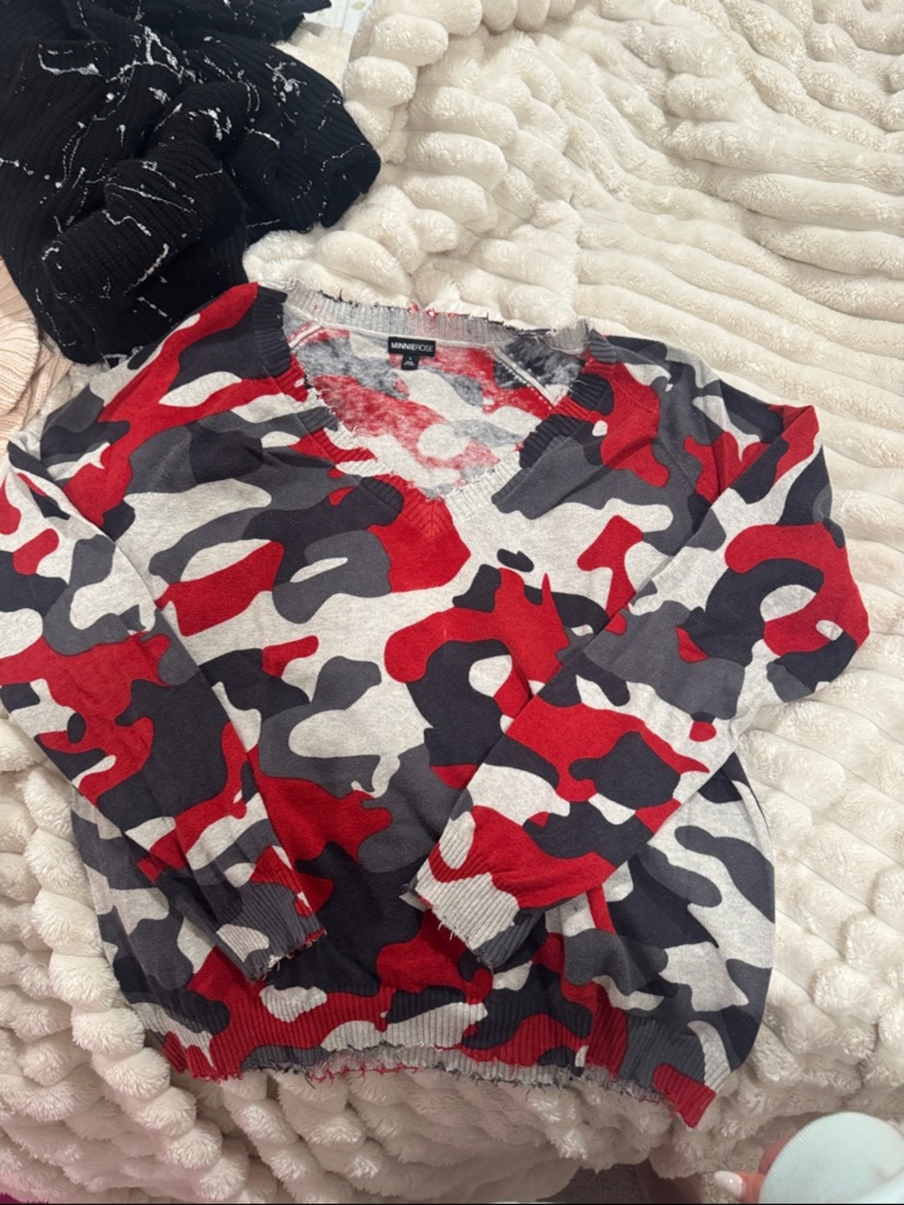 Minnie Rose Red Gray Black Camo V-Neck Sweater